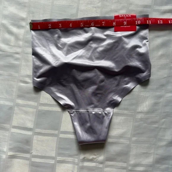 Spanx 2 Small Shapewear Panties New with Tags Purple Seamless & Beige High-Waist - Picture 10 of 17